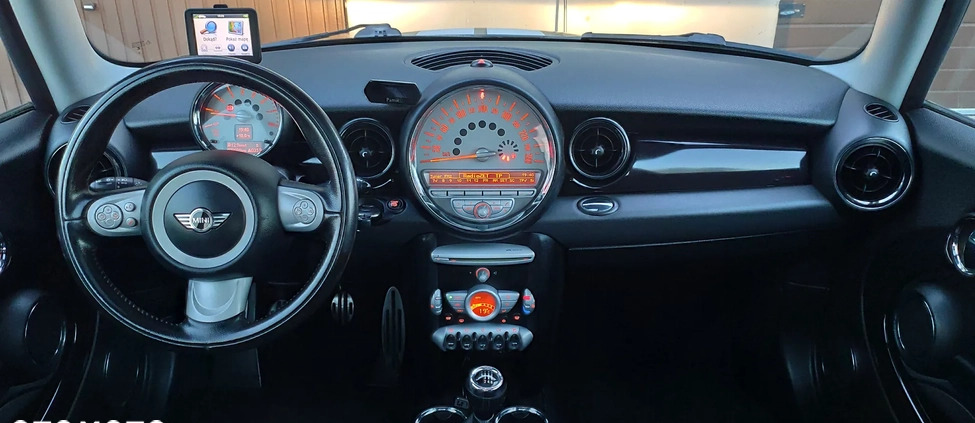 MINI Cooper S cena 35400 przebieg: 70691, rok produkcji 2010 z Kluczbork małe 436